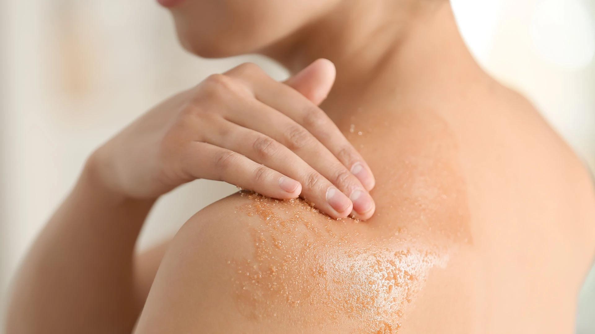 How Natural Body Scrubs Transform Your Skincare Routine